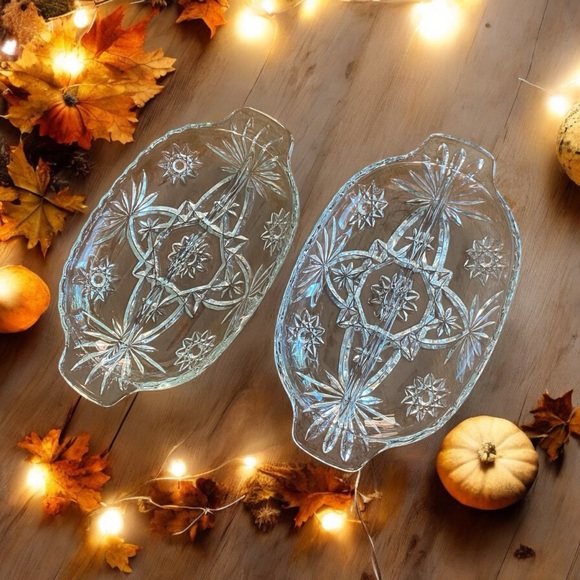 Pair of Anchor Hocking divided serving dish. EAPG Star of David pattern. - Picture 3 of 8